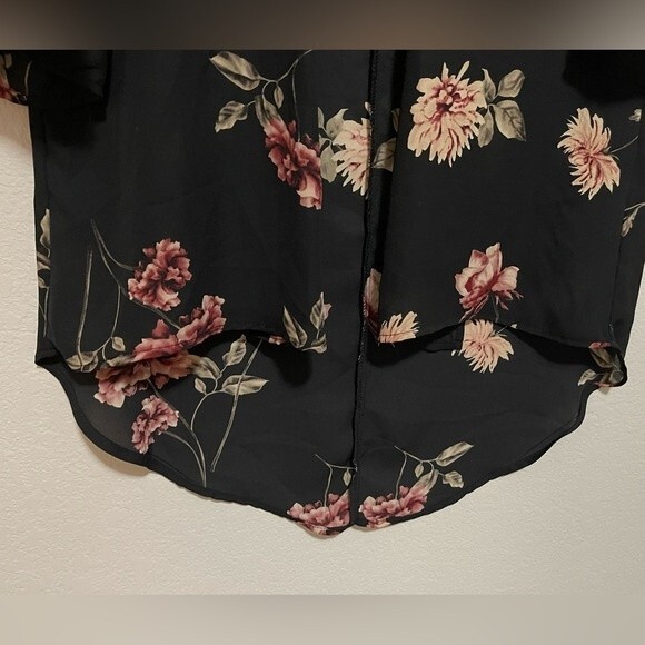 Charlotte Russe Size Small Floral Cardigan Duster with Bell Sleeves High Low - Picture 3 of 6